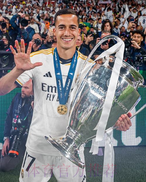 官方:巴斯克斯左腿肌肉受伤 退出欧冠对曼城名单